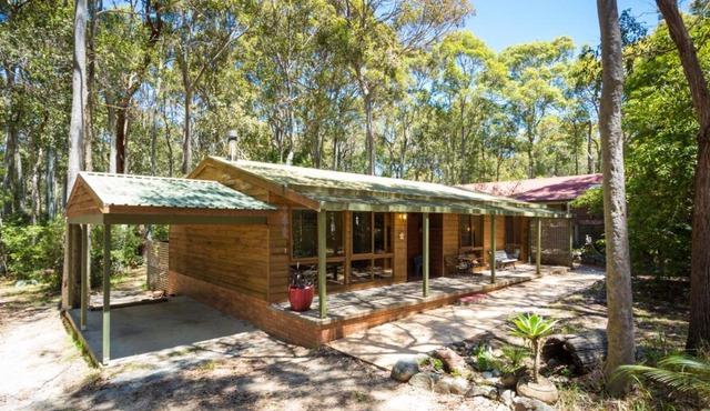 Caseys Pet Friendly Beach Cottage