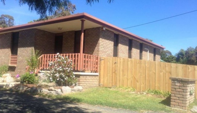 Central 2 Bedroom Holiday Accommodation - Shirley Court