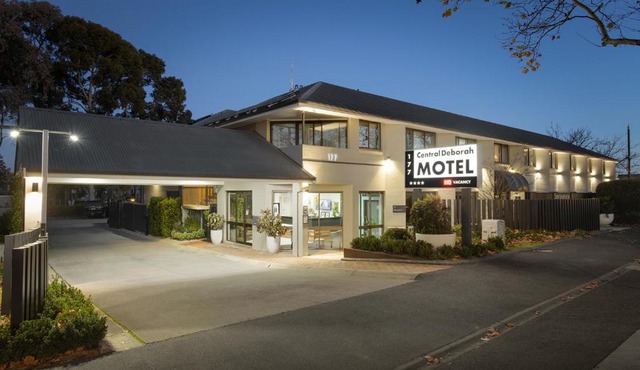 Central Deborah Motel