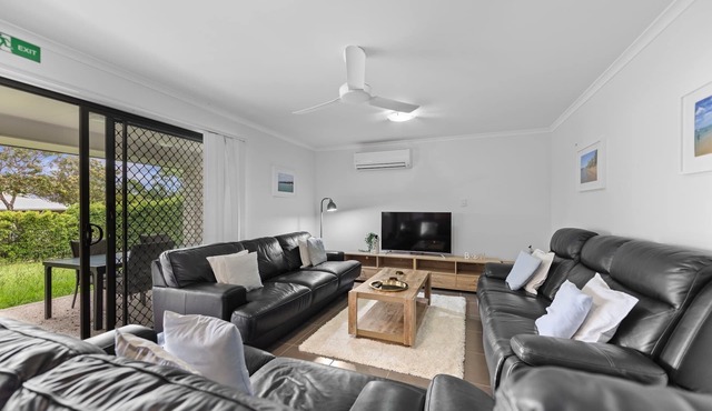 Charming 3-Bed Home On Sunshine Coast