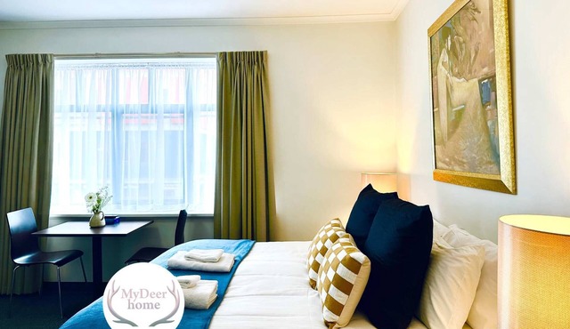 Charming Studio - Adelaide CBD - WiFi - King bed