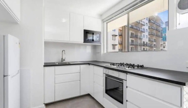 Chic 1-bedroom apartment with AC and WiFi in fabulous Perth