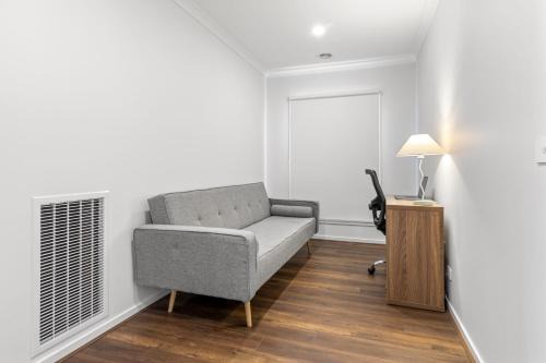 Chic New BBQ Bright Aircon WiFi Laundry Airport