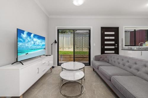 Cosy & Modern 2BDR Granny Flat