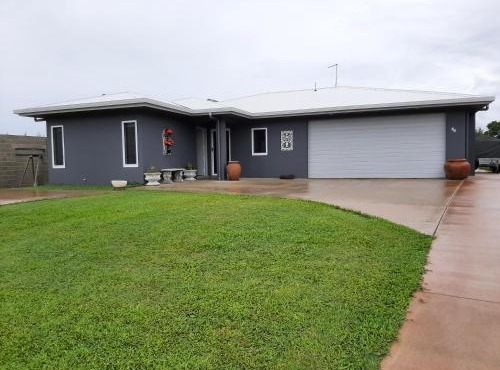 Cozy Room with Separate Entrance and Ensuit Bathroom