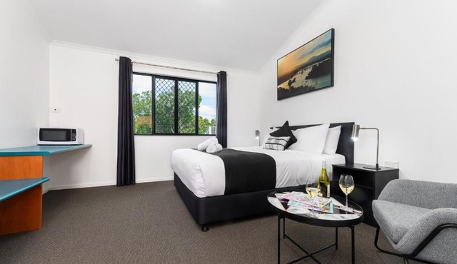 CQ Motel Gladstone