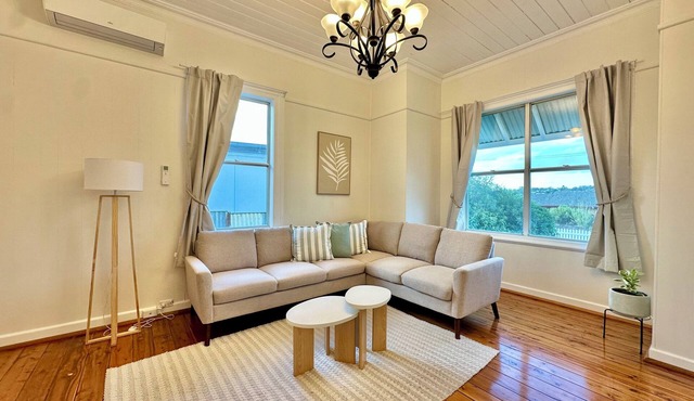 Currawong Corner Cottage