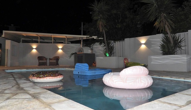 Deluxe A-class family home with swimming pool