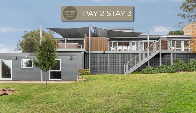 Devon Mt Martha Escape with Spa and Views