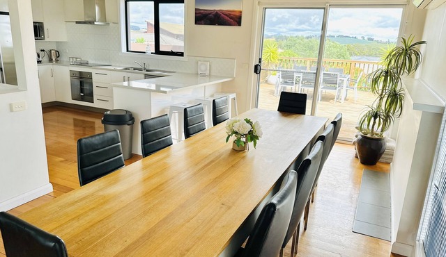 Devonport Serenity - space for the whole family