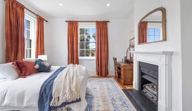 Devonshire House Luxury with a Fascinating History