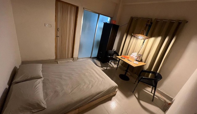 Entire apartment, private Studio apartment with AC in Dhaka