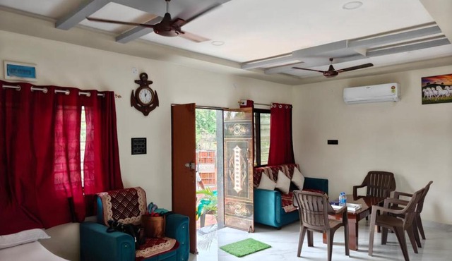 Evergreen Home Stay