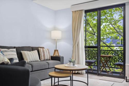 Exclusive Northbridge Apt w Wi-Fi Pool