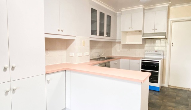 Executive City Canberra Home For Families/Work