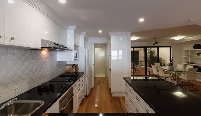 Executive Marina Townhouse