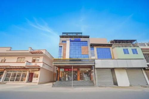 FabHotel KR Inn