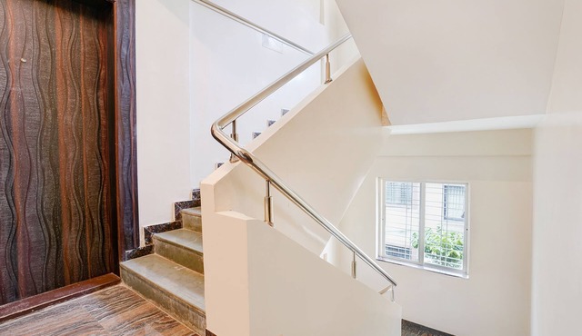 FabHotel Vardhan House II