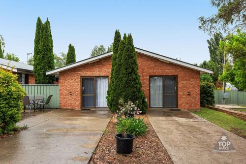 Fossicker Caravan Park