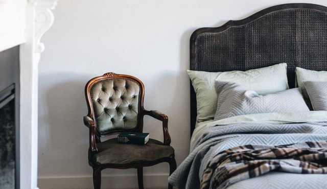 Foxlow Station Luxury Quarters - Historic Farmstay