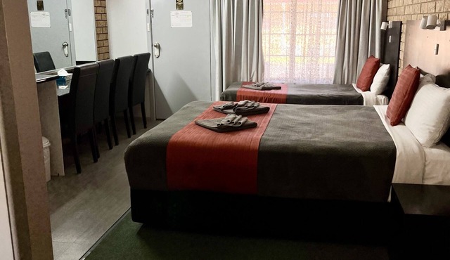 Gilgandra Motel