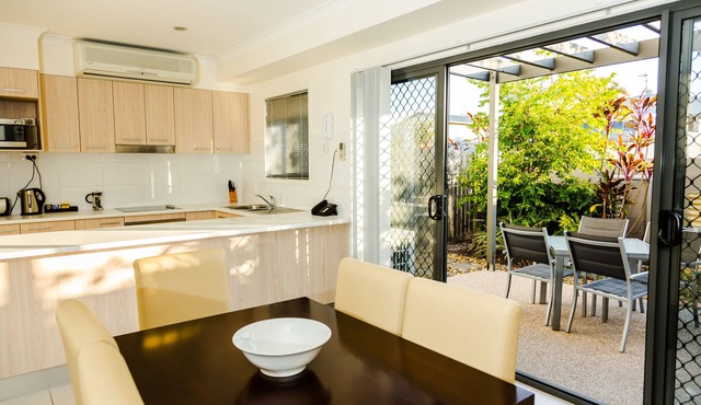 Gladstone Heights Executive Apartments