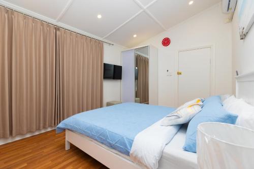 Glenelg Modern Studio, QBed,Wifi
