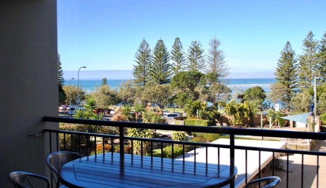 Great Views, Ultimate Comfort and Top Location!