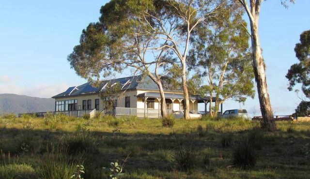 Half Moon Retreat Braidwood