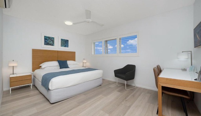 Harbourfront Studio Apartment at Allure Level 6