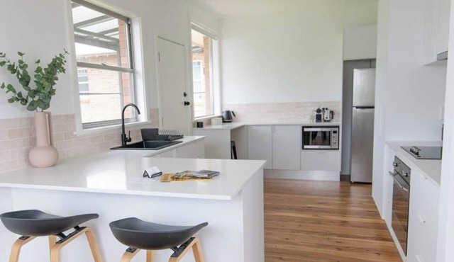 Haven on Hill - Modern & Charming, Touch of Pink