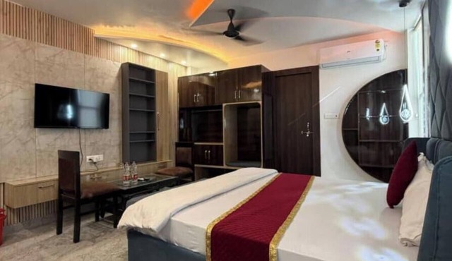 Hotel Anu in Phulpur