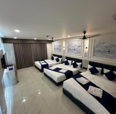 Hotel Crown