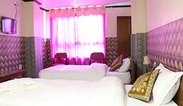 Hotel Crown in Tansen