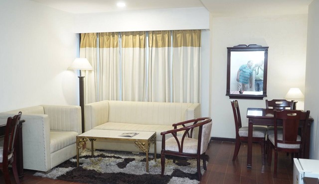 Hotel Deep Residency