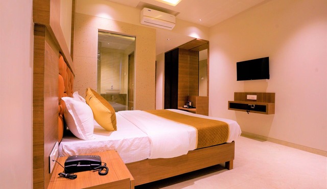 HOTEL REGENCY