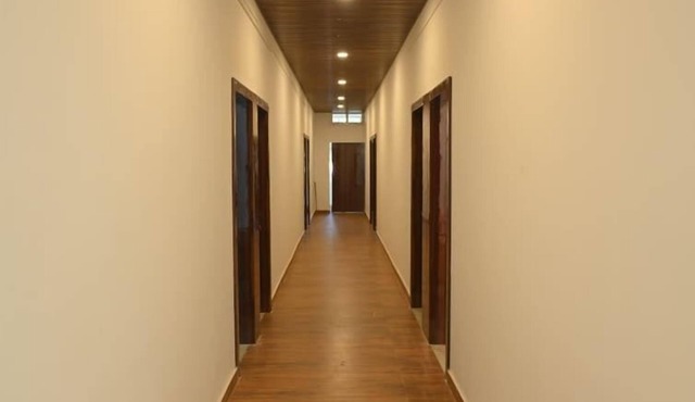 Hotel Tricon Residency
