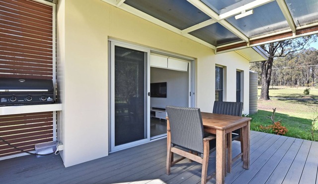 Ironbark Hill Villa 1