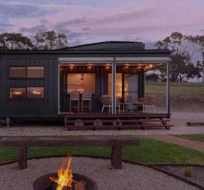 Kalimna Tiny House. Views, Stars and Serenity in Willunga