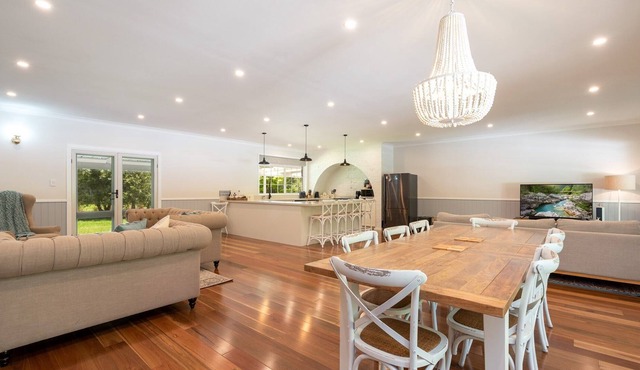 Kerriedancer House - 4 bedroom well appointed home