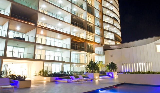 Kirra Surf Apartments