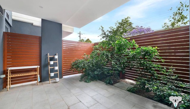KOZYGURU | Waitara | Kozy 2 Bed APT | Walk to Train Station | NWA008