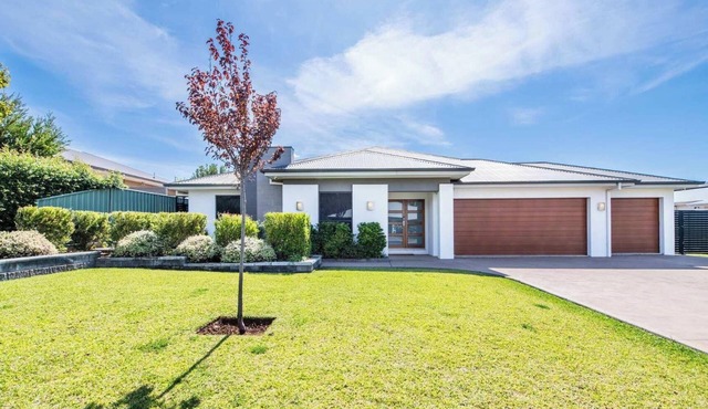 Lakeside Haven - Homely Charm, Close to Dubbo Zoo