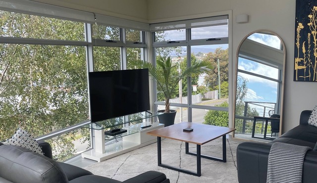 Launceston View Townhouse #1