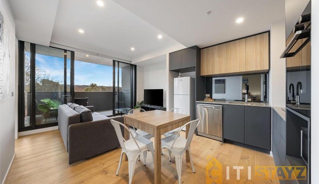 Lavish in Lyneham - 2BD 1Bth Apt