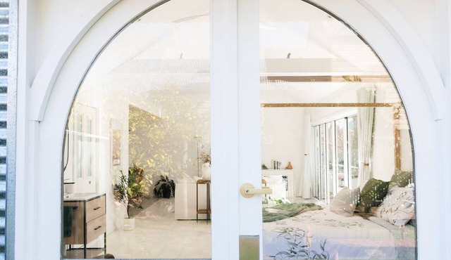 Lemon Tree Studio - A light filled, luxurious hideaway made for slow mornings & cosy nights in Beechworth
