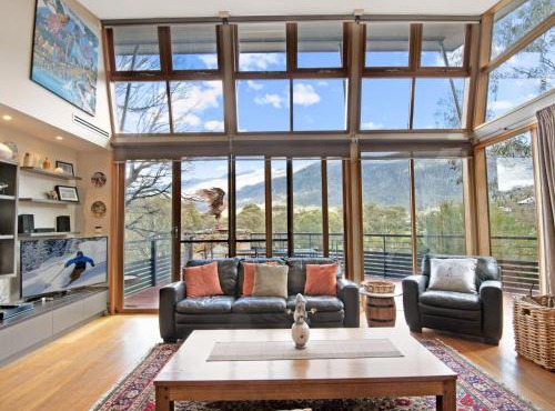 Les Perrieres Lodge - Spacious 3BR Luxury l Gym l Indoor Pool l Tennis l WiFi l BBQ