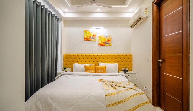 Lime Tree Studio Apartment near Artemis