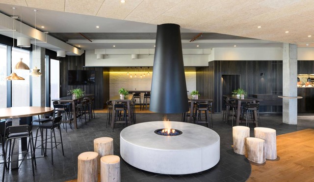 Little National Hotel Canberra