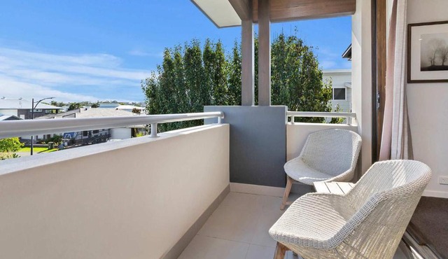 Luxe Retreat Shell Cove - Walk to Marina